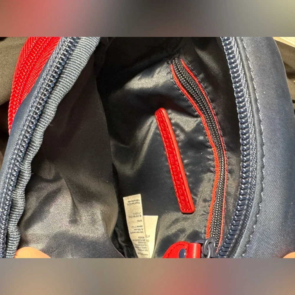 Tommy Hilfiger Men’s Red and Blue Crossbody Bag - Good Condition - Picture 7 of 16